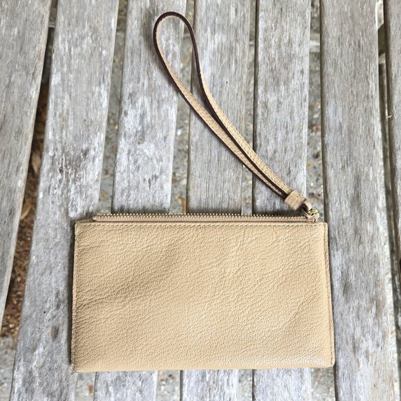 COLE HAAN Beige Leather Wristlet Wallet Card Holder - Picture 3 of 4